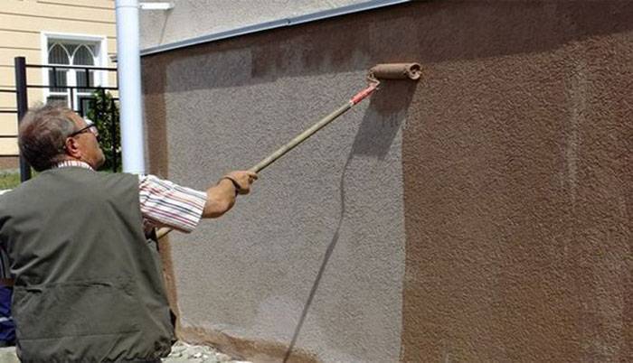 Чем покрасить фундамент из бетона