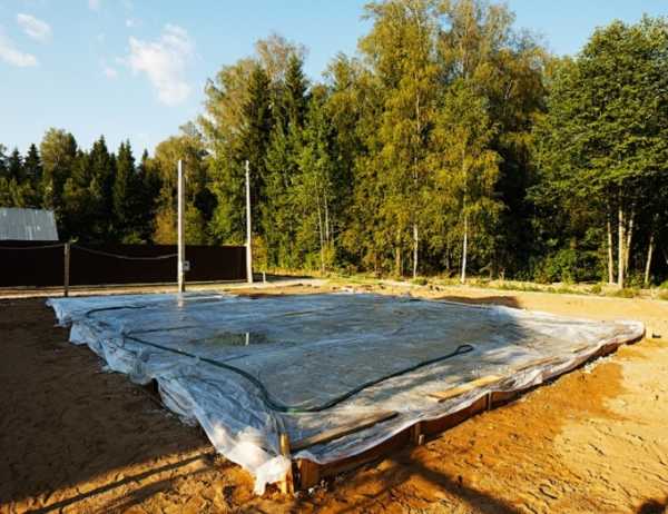 Уход за бетоном в летнее время: методы и защитные составы