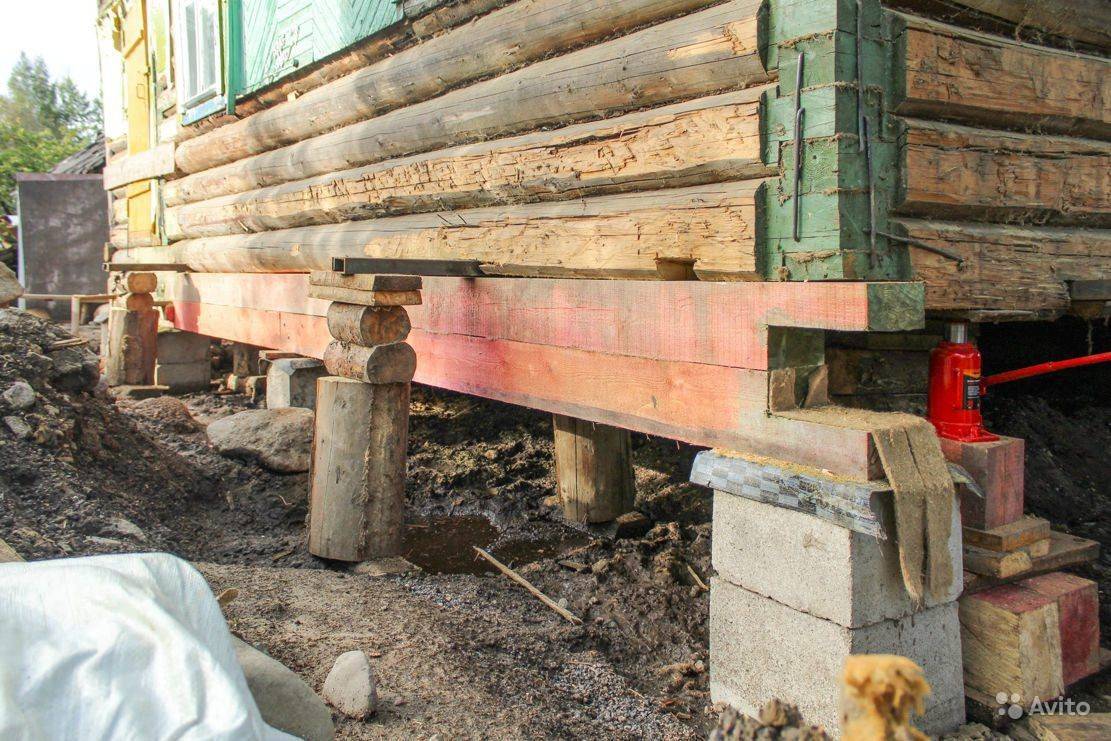 Замена фундамента под деревянным домом – долой старое основание